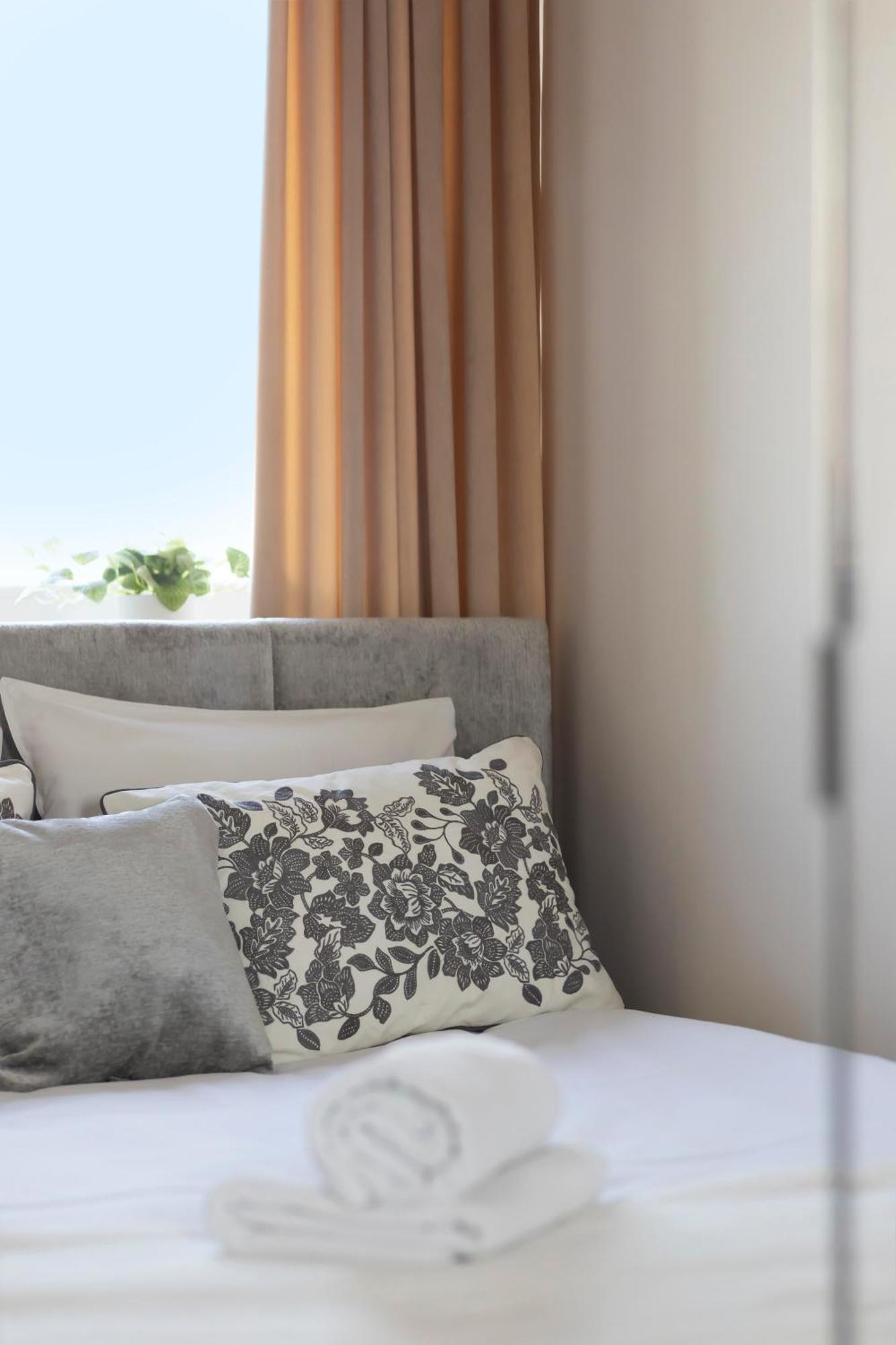 Elite Apartments Podwale Deluxe Гданск Екстериор снимка